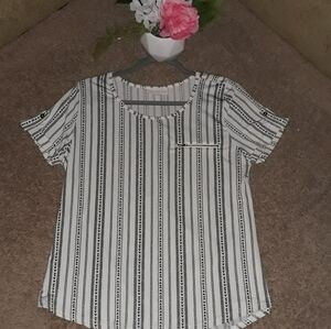 The Workshop Size L, Cream White w Black Stripes Casual Top